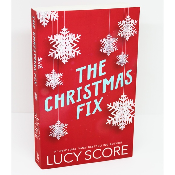 “The Christmas Fix" by Lucy Score paperback - Picture 1 of 4